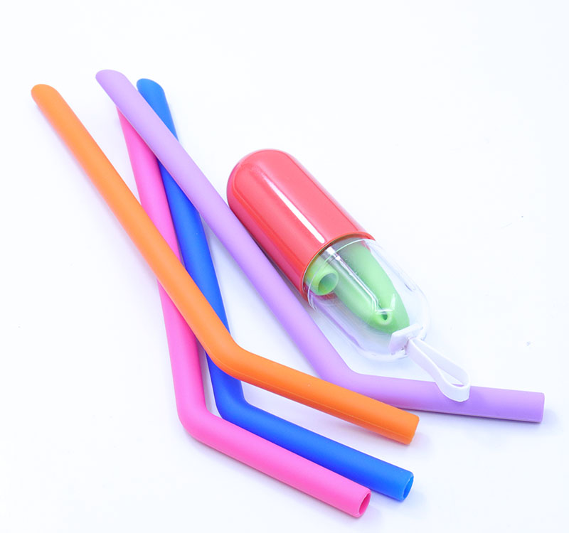 硅膠吸管能不能用熱水燙呢？用熱水燙可以進(jìn)行殺菌嗎？