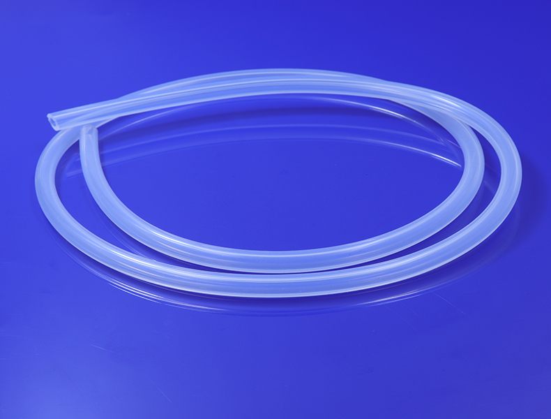 硅膠制品為什么會發白？